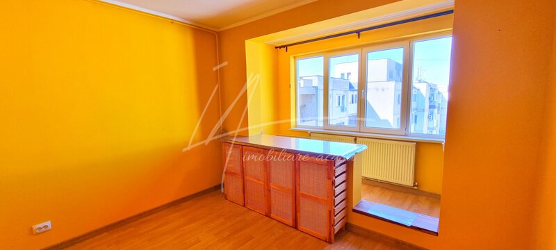 Militari, Lujerului, ap. decomandat cu 2 camere, renovat si partial mobilat